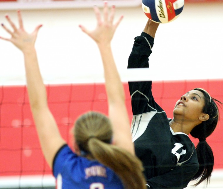 Lady Knights Clinch Playoff Berth